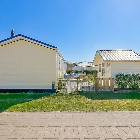 Luttikduin Nr 16 - Aan Zee Chalet