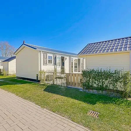 Luttikduin Nr 16 - Aan Zee * Callantsoog