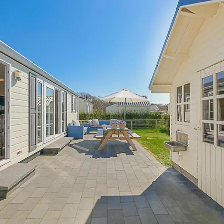 Chalet Luttikduin Nr 16 - Aan Zee *